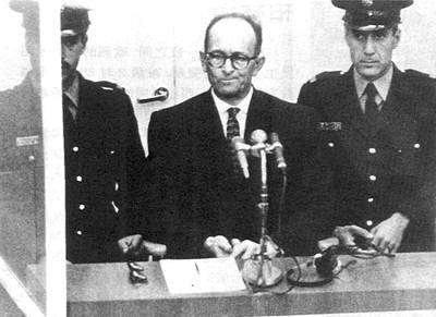 1961年4月11日艾希曼因反猶太人活動出庭受審_歷史上的今天