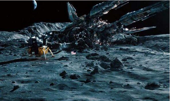 外星人就在月球背面